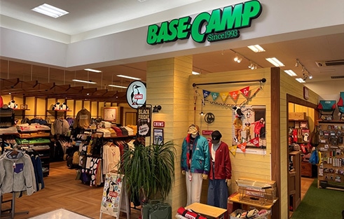CHUMS Shop in shop ベースキャンプゆめタウン店