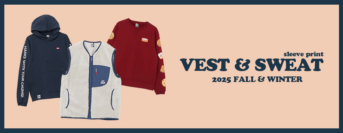 袖プリントスウェット×ベストでレイヤードスタイルを楽しんじゃおう！