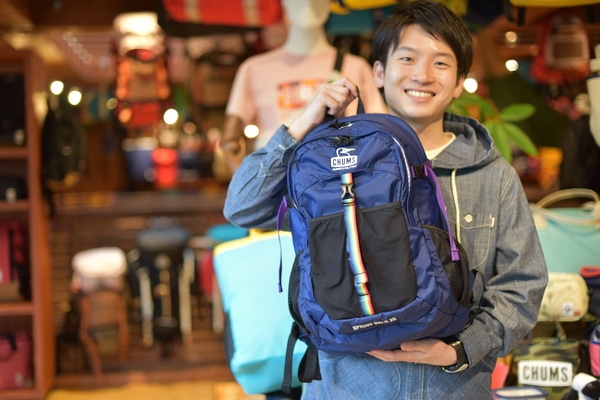 表参道店 ループにどんなもの付けちゃいます Chums チャムス アウトドアファッション公式通販