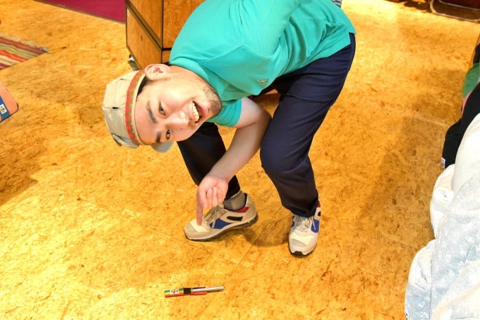 表参道店 あのーお腹空いたときにはこれ使って食べてもいいですか Chums チャムス アウトドアファッション公式通販