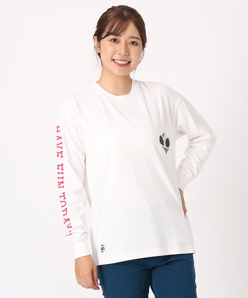 モデル | BSCエンブレムオーバーサイズドロングスリーブTシャツ