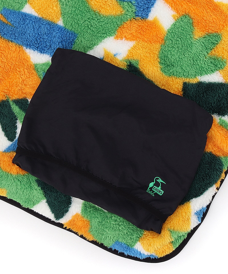 Amazon.co.jp: チャムス（CHUMS） ブランケット ひざ掛け アウトドア キャンプ フェス 焚き火 キャンピングボアブランケット  CH09-1261-K001 （ブラック/ＦＦ） : スポーツ＆アウトドア