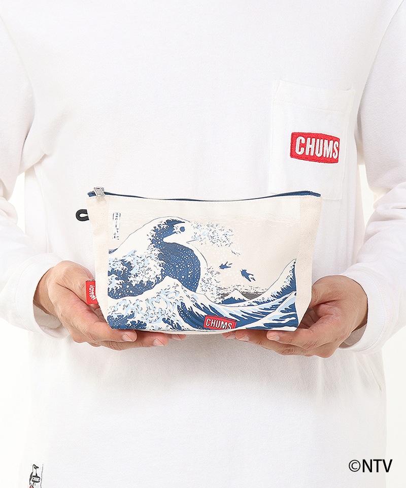 【限定】CHUMS x 葛飾北斎 浪裏 Canvas Pouch(【限定】CHUMS x 葛飾北斎 浪裏キャンバスポーチ(ポーチ|ケース))