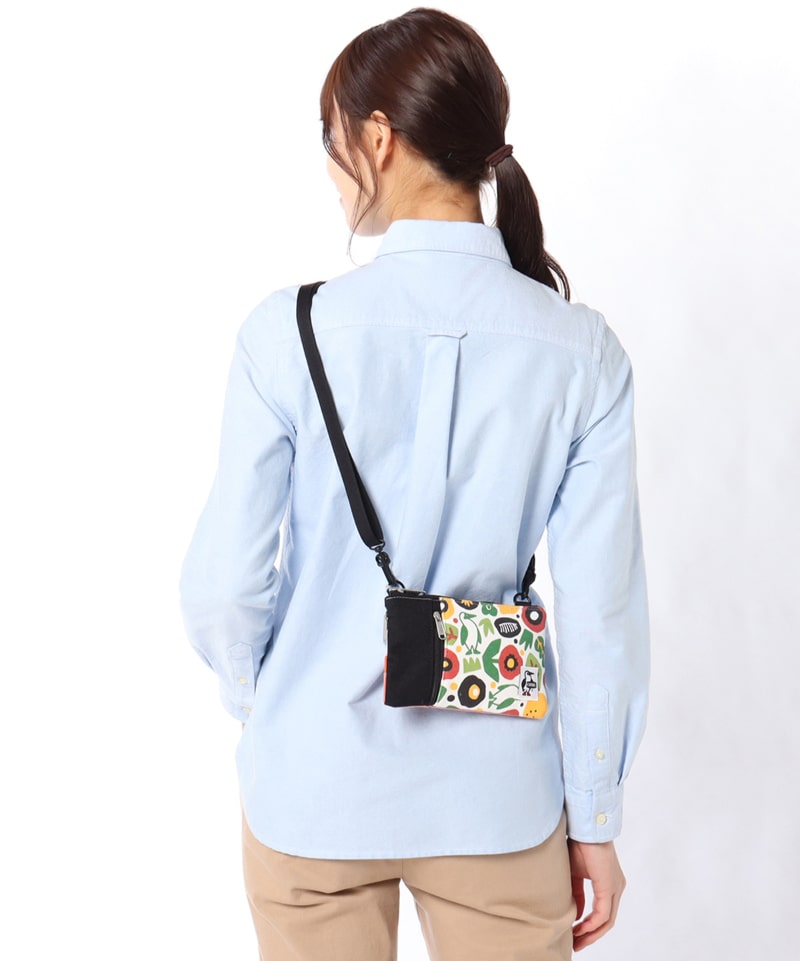 Smart Phone Shoulder Sweat Nylon/スマートフォンショルダースウェットナイロン(スマホ｜iPhoneケース)(サイズなし  Wa): 財布｜ポーチ｜ケース|CHUMS(チャムス)|アウトドアファッション公式通販